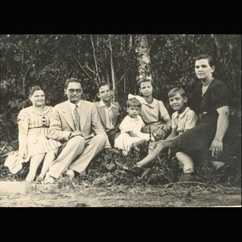 (da esquerda) Helma e Agostinho, (da direita) Agnes, Jacir e Norma